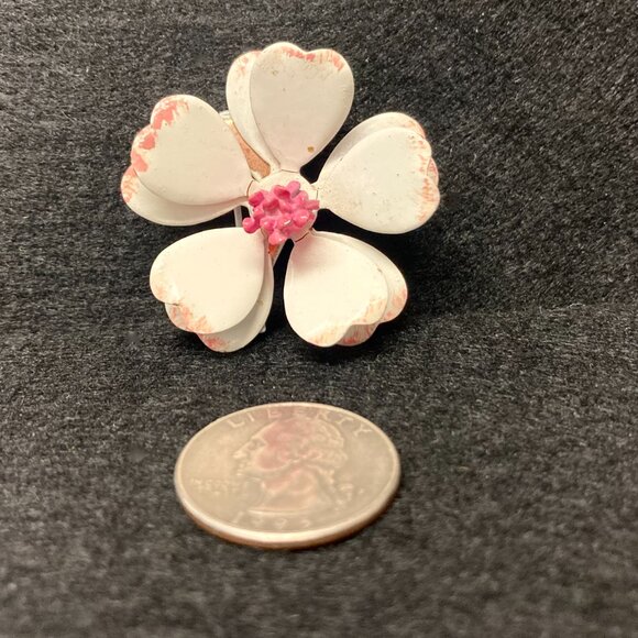 Vintage  Layer Hippy Mod Retro 60's Enamel Flower Pin Brooch - Picture 2 of 9